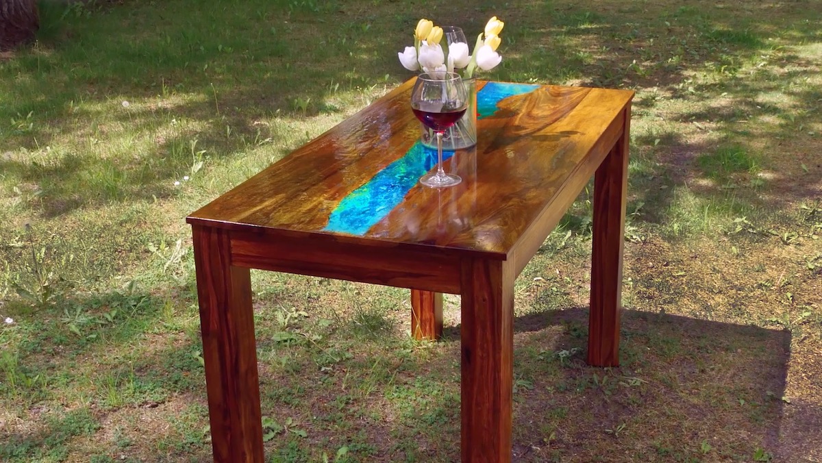 Glow-In-The-Dark Table