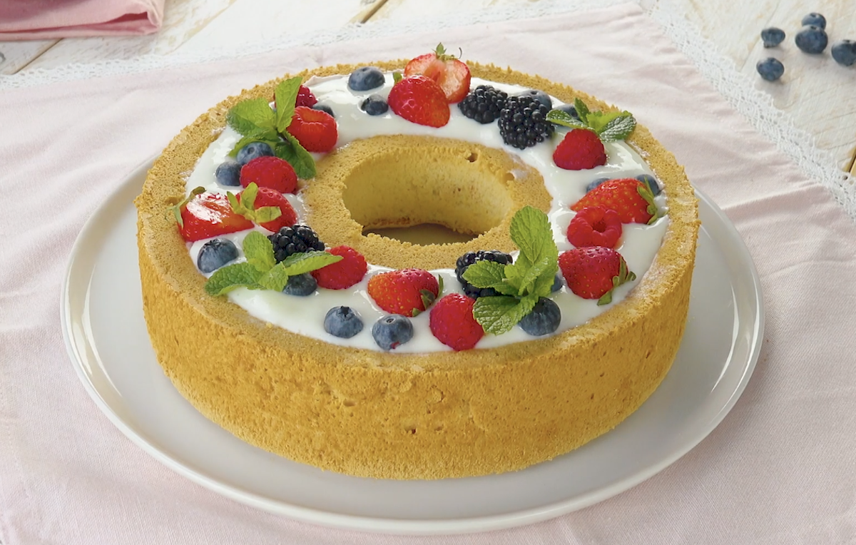Angel Food Cake With A Creamy Fruit Filling