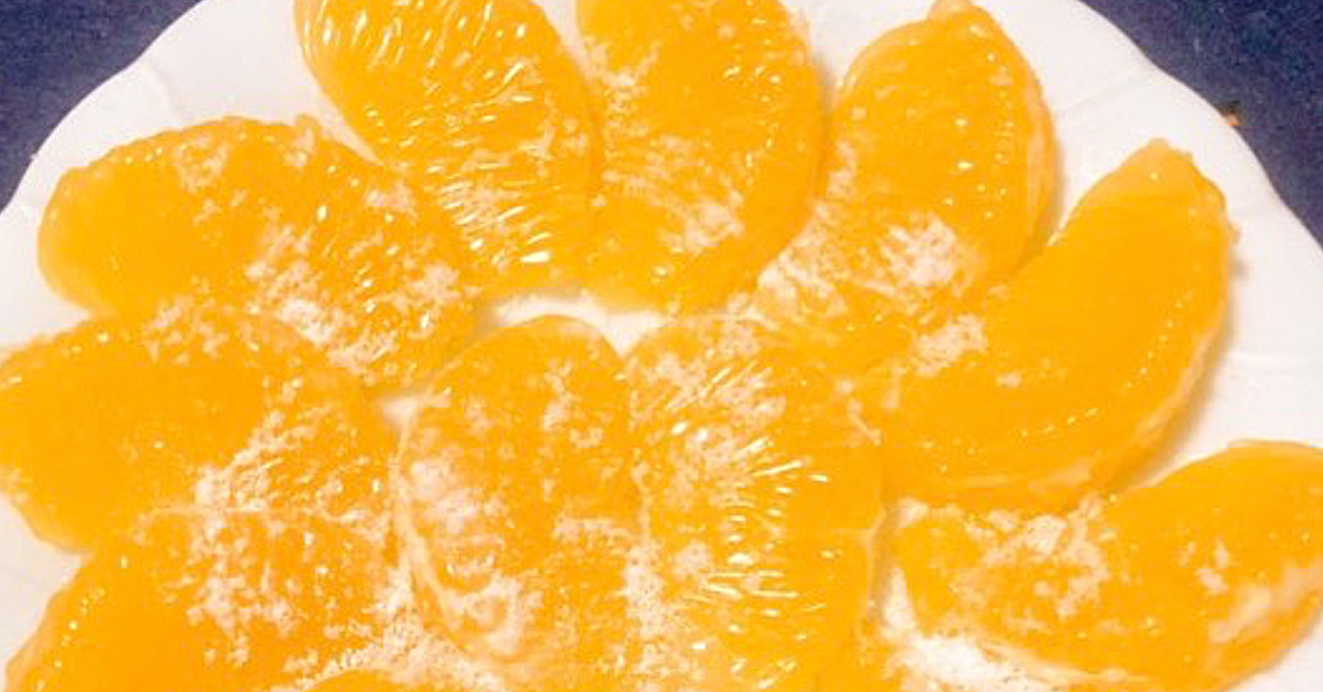 柑橘類に重曹をかける