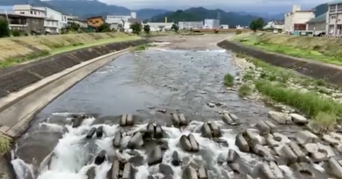 河川の急な増水